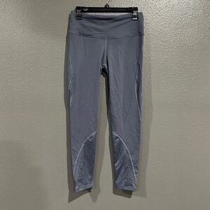 Victoria’s Secret Sport Knockout Mesh Panel Cutout Design Leggings M NWOT